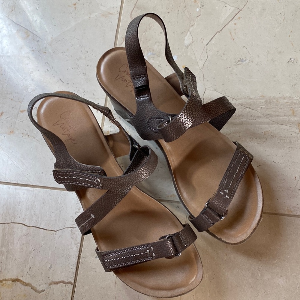 Crown Vintage sandals